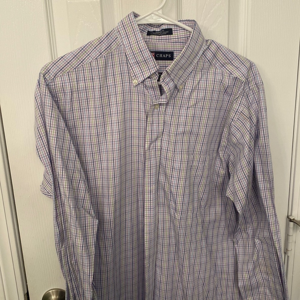 Chaps button down. Size medium. Gently used.